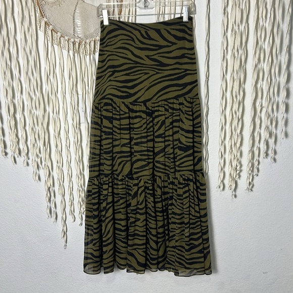 Veronica Beard NWT Serence Maxi Skirt Size 2 in Olive Zebra - Picture 2 of 14